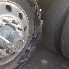 Bild von Tony Mobile Truck & Tire Repair