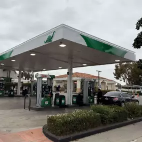 Sinclair gas station fueling island