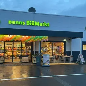 Denns BioMarkt Ingelheim Eingangsbereich