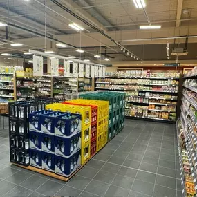 Getränkeabteilung im Denns BioMarkt Ingelheim