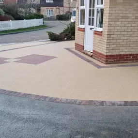 Bild von Creative Driveways Patios Paving Landscaping