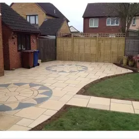 Bild von Creative Driveways Patios Paving Landscaping