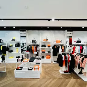 Bild von KARL LAGERFELD Outlet