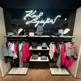Bild von KARL LAGERFELD Outlet