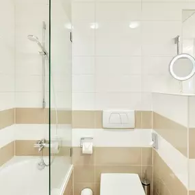 Premium Room bathroom