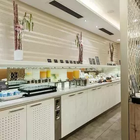 Restaurant breakfast area