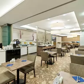 Restaurant inclusive breakfast area