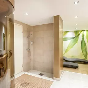 Sauna, shower and relaxation room