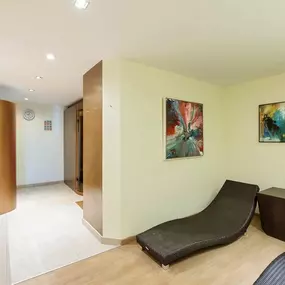 Relaxation area and sauna