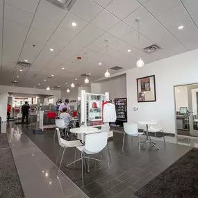 Russ Darrow Kia of Wauwatosa Service Center.