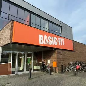 Basic-Fit Den Haag Sylvain Poonsstraat 24/7 - entree
