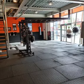 Basic-Fit Den Bosch Victorialaan 24/7 - functional zone