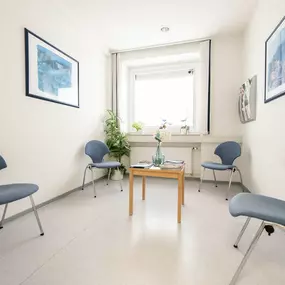 Wartezimmer des MVZs für Innere Medizin in Ankum