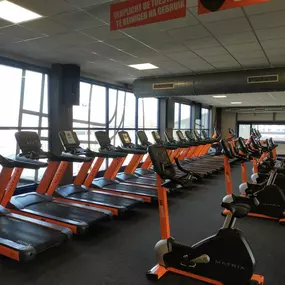 Basic-Fit Gennep Kleermakersgroes - cardio