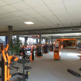 Basic-Fit Gennep Kleermakersgroes -strength zone