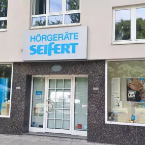 Eingang Hörgeräte Seifert München-Zentrum