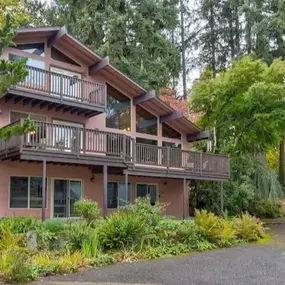 When it’s time to sell your home, trust Evergreen to market your property with strategy, skill, and care.