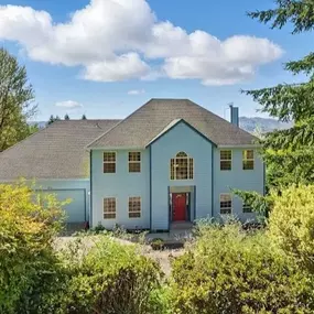 Take the first step toward a fresh start and a beautiful new home with the help of our experienced agents.
