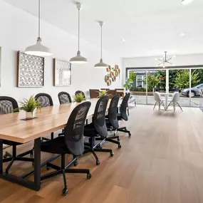 We’ve helped buyers land homes they love without getting overwhelmed. Let’s make your home search simple, strategic, and even enjoyable.