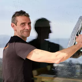 Bild von C-Clean Services - Gebäudereinigung   Hauswartung   Privatunterhaltsreinigung