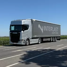 Interlast Logistik GmbH

Wir bewegen,
was Sie weiterbringt.

Interlast Logistik kombiniert innovative Technik mit persönlichem Service – für transparente, zuverlässige und flexible Logistiklösungen.