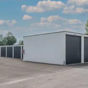 Interlast Logistik GmbH

Wir bewegen,
was Sie weiterbringt.

Interlast Logistik kombiniert innovative Technik mit persönlichem Service – für transparente, zuverlässige und flexible Logistiklösungen.