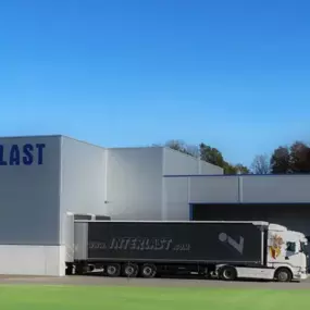 Interlast Logistik GmbH

Wir bewegen,
was Sie weiterbringt.

Interlast Logistik kombiniert innovative Technik mit persönlichem Service – für transparente, zuverlässige und flexible Logistiklösungen.