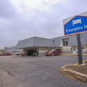 Bild von Executive Inn By Belvilla Owatonna Hwy 35