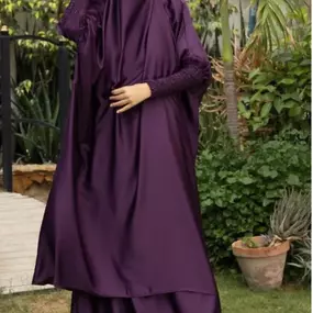 Bild von Amani Abayas