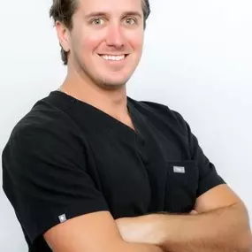 At 26 North Dental, Dr. Geoffrey Bennett provides expert dental care with a patient-first approach in his state-of-the-art practice. With advanced training across various dental services and degrees from Florida State University and NYU College of Dentistry, he blends precision and artistry to deliver outstanding results. Known for his honesty, respect, and strong patient connections, Dr. Bennett ensures every visit is comfortable and personalized.