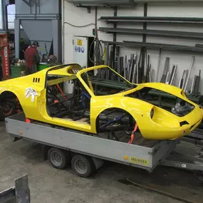 Bild von Pötzelsberger & Thonhofer Service GmbH - LKW Aufbauten, Oldtimer Restaurierung