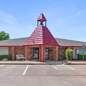 Skyrise School of Summerfields