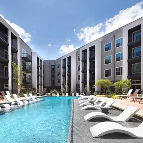 Bild von Crestview Commons