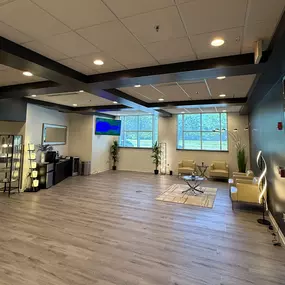 Supro Direct - Lobby