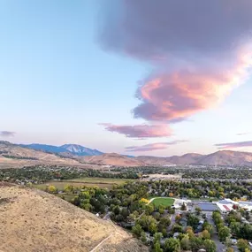 Impeccable views of the surrounding mountains