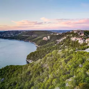 Nearby recreation destinations including Lake Travis