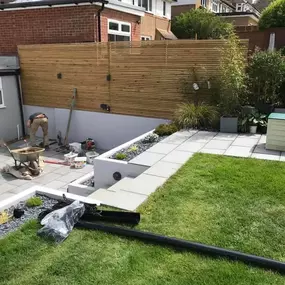 Bild von Land's Escape Bespoke Garden Services