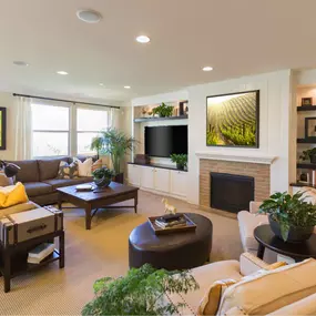 At Apple Exteriors & Remodeling, we believe quality is the cornerstone of every outstanding basement renovation. Our team of industry experts takes pride in delivering exceptional craftsmanship.