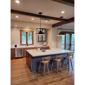 Outdated kitchen? Transform it into a space you’ll love—where style meets everyday convenience. We create kitchens designed for real-life cooking, gathering, and lasting enjoyment.