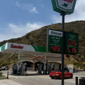 Sinclair gas station fueling island