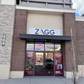 ZAGG Sandy - Storefront