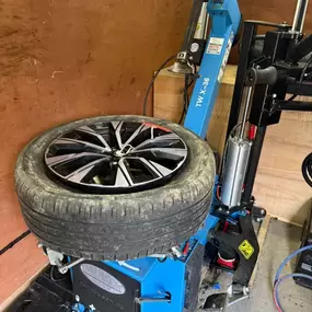 Bild von Herts Beds and Bucks Mobile Tyre Services Ltd