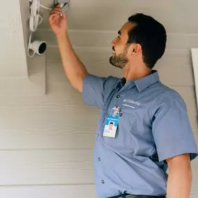 Bild von Mr. Electric of Cape Cod