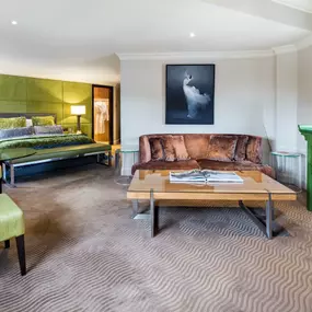 Corner Suite