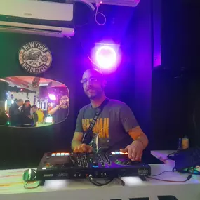 BAR-MUSICAL-DJ-LOGRONO.jpg