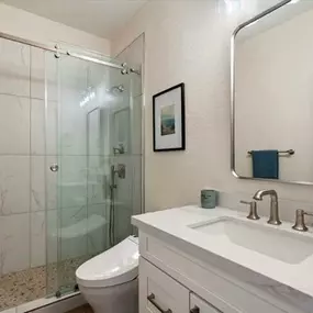 Bild von Rise Above Remodeling