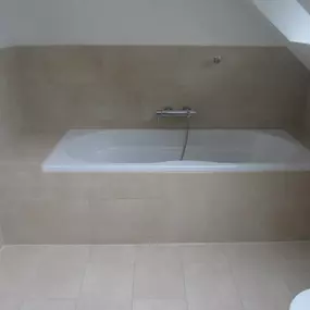SANBAU Sanierungs- und Renovierungs GmbH - Wasserschadensanierung - WDVS & Fassaden