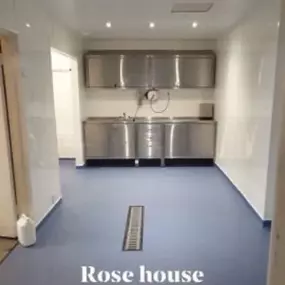 Bild von Rose House Funeral Supplies Ltd