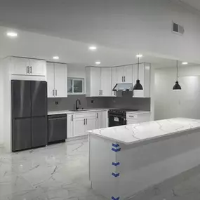 Bild von Four Corners Cabinets & Granite Inc