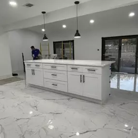 Bild von Four Corners Cabinets & Granite Inc